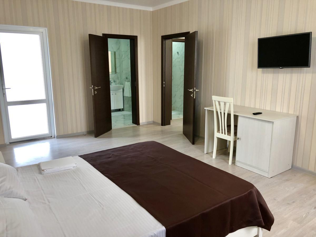Hotel Mandarin Pizunda Extérieur photo
